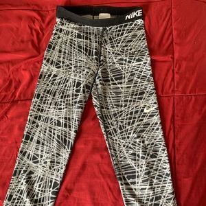 Nike Pro athletic leggings